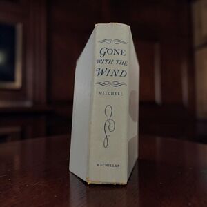Gone With the Wind Margaret Mitchell 1964 Macmillan Hardcover Vintage Fiction